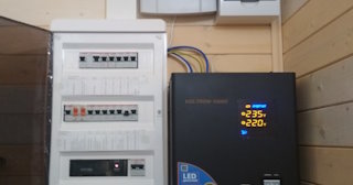 Установка и подключение стабилизаторов напряжения от 570 руб в Котласе - ЭлектроКтл